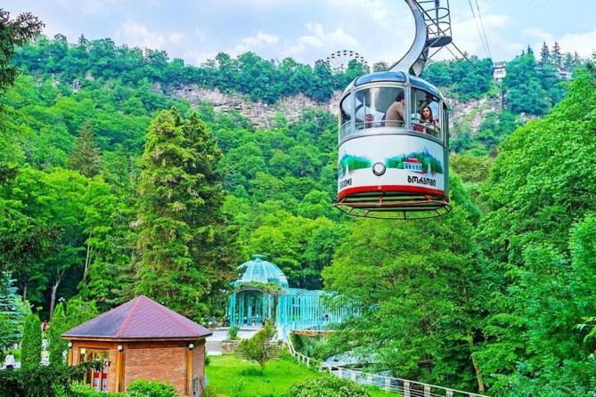Day In Borjomi Daire Dış mekan fotoğraf